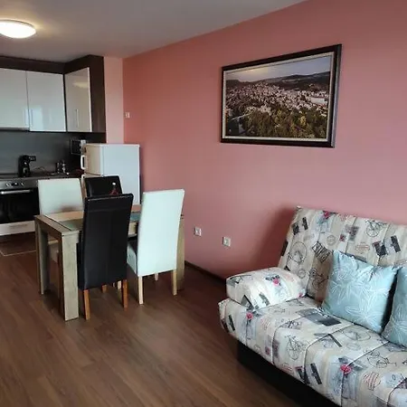 прекрасен с изглед към търново Appartement *